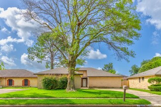 9938 Rustic Rock Rd, La Porte, TX 77571