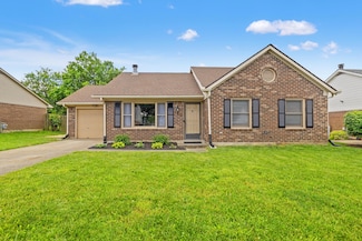 120 Chestnut Ln, Versailles, KY 40383