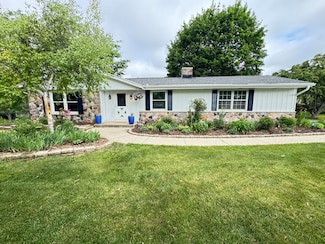 4625 Camfield Dr, Brookfield, WI 53045