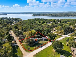 21960 County Road 288, Pittsburg, MO 65724
