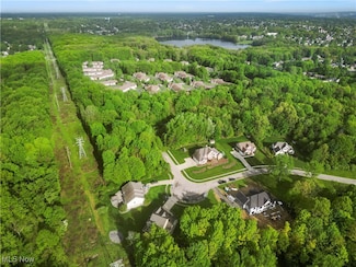 5346 Clingan Trails Blvd, Poland Township, OH 44471