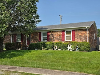 110 Colonial Park Dr, Winchester, KY 40391