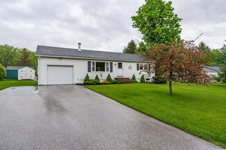 114 Hillvale Dr, Manchester Center, VT 05255