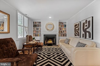 220 13th St SE Unit 14, Washington, DC 20003