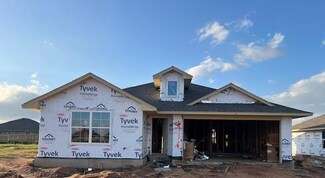 916 Hazy Brook Cir, Chickasha, OK 73018