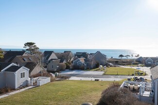 17 Brant Rock Rd Unit 17, Mashpee, MA 02649