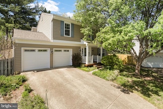1602 Blacksmith Ln, Herndon, VA 20170