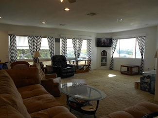 2003 Bayview Hts Dr Unit 75, San Diego, CA 92105