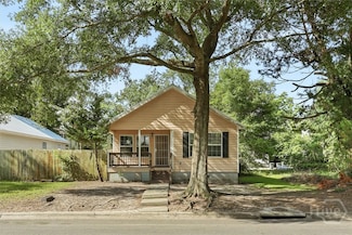 725 E 34th St, Savannah, GA 31401