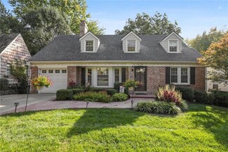 5423 Mission Rd, Fairway, KS 66205