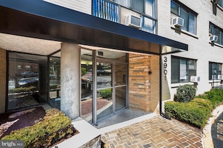 3901 Tunlaw Rd NW Unit 506, Washington, DC 20007