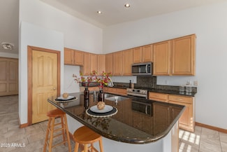 6847 W El Cortez Place, Peoria, AZ 85383