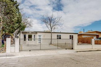 4905 Ponderosa Ave NE, Albuquerque, NM 87110