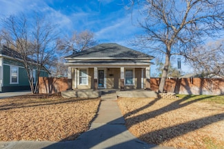 1010 Rock Island Ave, Dalhart, TX 79022