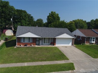 97 Pagett Dr, Germantown, OH 45327