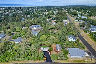 126 Bufflehead St SW, Ocean Shores, WA 98569