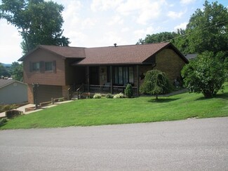 213 Westview St, South Point, OH 45680