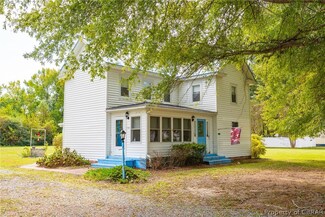 1705 Weems Rd, Weems, VA 22576