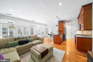 1221 Shackamaxon St Unit 13, Philadelphia, PA 19125