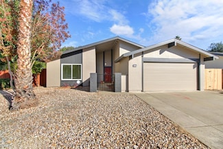 9402 Mira Del Rio Dr, Sacramento, CA 95827