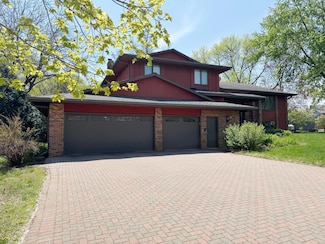 75 Oregon Ave S, Golden Valley, MN 55426