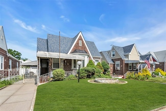 13144 Francis Lewis Blvd, Springfield Gardens, NY 11413