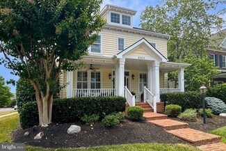 23021 White Ibis Dr, Ashburn, VA 20148