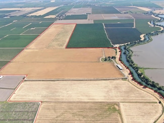 28725 N Vail Rd, Thornton, CA 95686