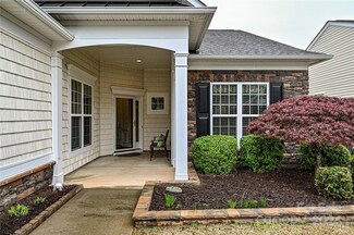 1009 Fants Grove Ln, Fort Mill, SC 29707