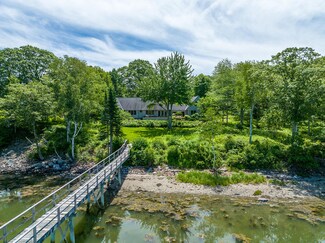 15 Keene Rd, Saint George, ME 04860
