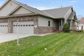 1753 N Columbia Ave, Seward, NE 68434