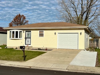 6077 Fillmore Place, Merrillville, IN 46410