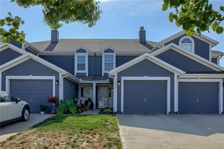 5568 NW Moonlight Meadow Dr, Lees Summit, MO 64064