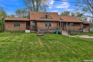 6456 W Court St, Flint, MI 48532
