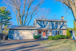 1122 Frisch Rd, Madison, WI 53711