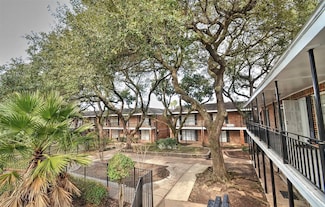 6405 Westward St Unit 96, Houston, TX 77081