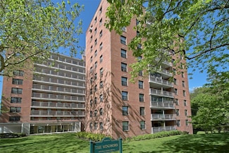 4901 Henry Hudson Pkwy W Unit 1M, Bronx, NY 10471