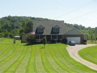 7160 Dixie Rd SW, Mauckport, IN 47142