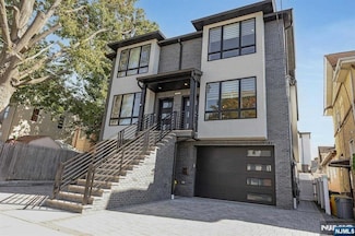 142 Columbus Ave Unit B, Palisades Park, NJ 07650