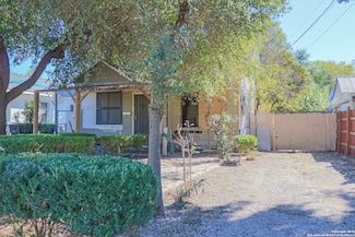 126 Edinburg St, San Antonio, TX 78210