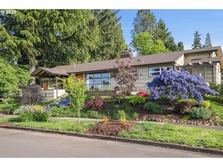 7710 NE Skidmore St, Portland, OR 97218