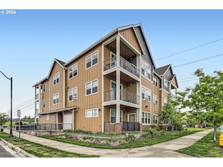 16284 NW Chadwick Way Unit 304, Portland, OR 97229