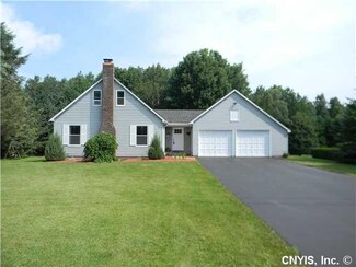 6073 Holcomb Hill Rd, La Fayette, NY 13084