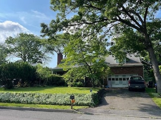 18 Messler St, East Brunswick, NJ 08816