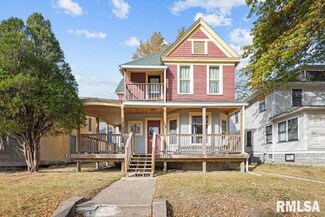 128 W 14th St, Davenport, IA 52803