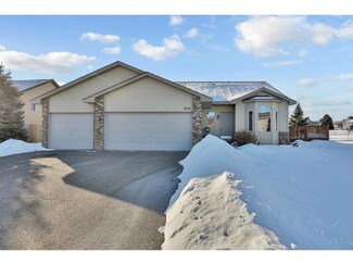 7513 385th St, North Branch, MN 55056