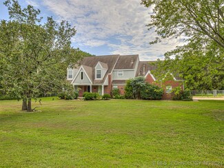 4704 W 88th St, Tulsa, OK 74132
