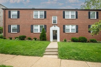 620 Westwood Dr Unit 2S, Saint Louis, MO 63105