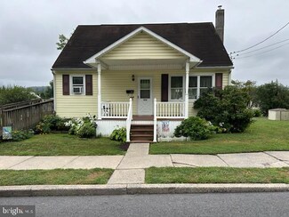 924 W 6th St, Lewistown, PA 17044