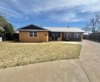 1011 Camden Cir, Post, TX 79356